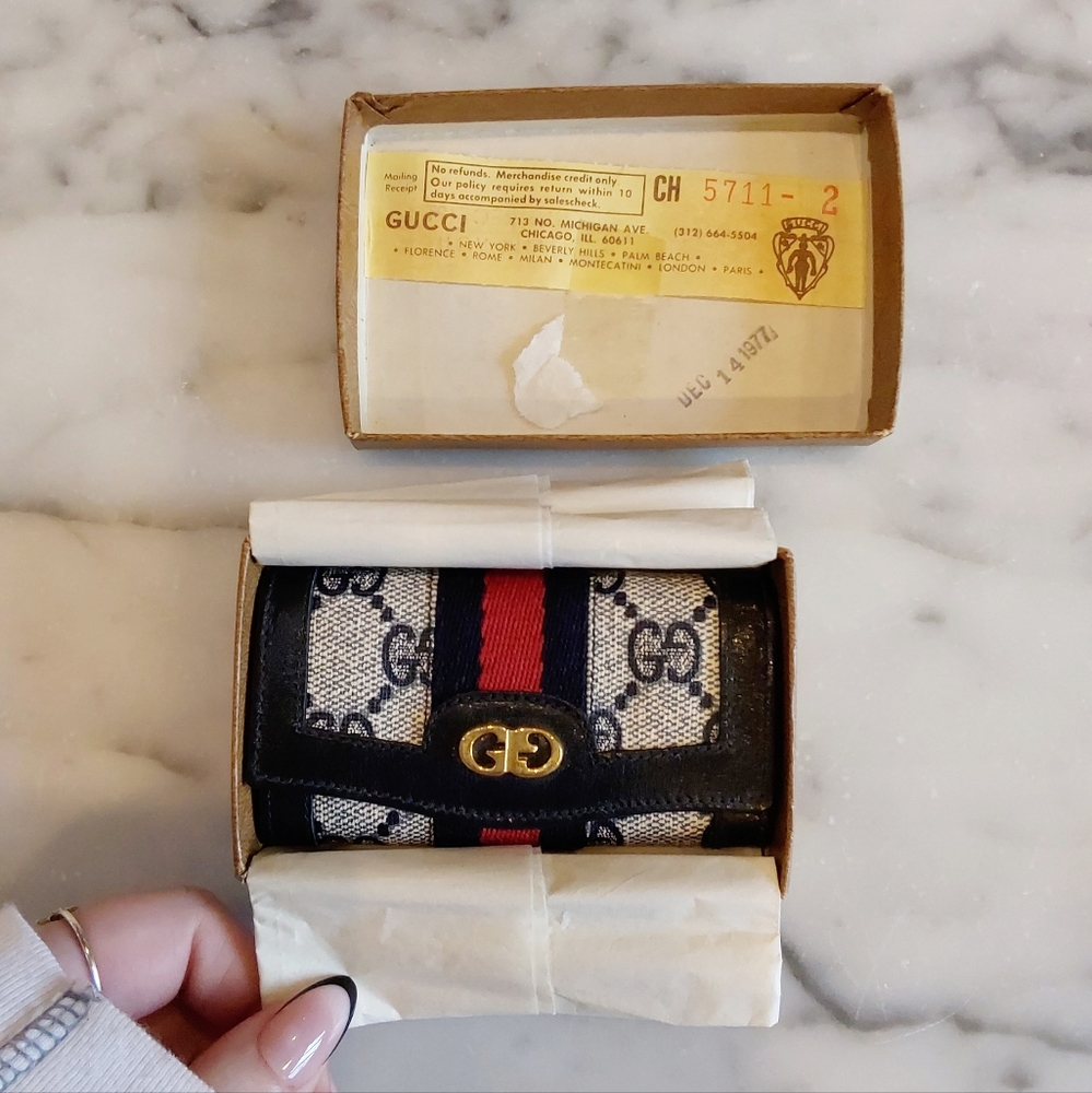 RARE Authentic Gucci Navy Ophidia GG key case/wallet- Vintage 1977- Never used